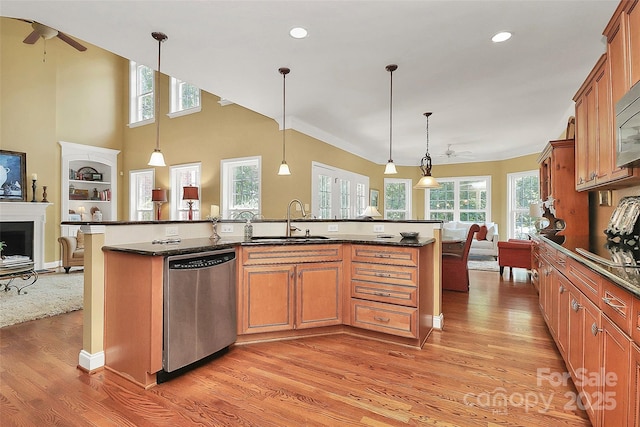 13824 Glen Abbey Dr, Charlotte, NC 28278 - kitchen with stainless steel dishwasher, ceiling fan, open floor plan, healthy amount of natural light, and recessed lighting