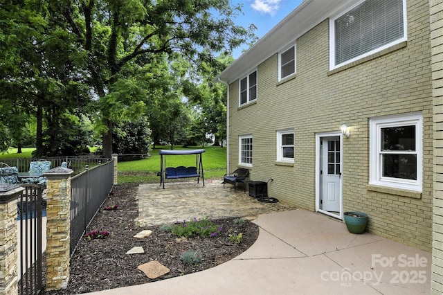 3127 N Center St, Hickory, NC 28601 - view of yard with a patio area