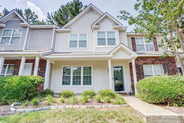 5909 Cougar Ln, Charlotte, NC 28269 - photo 1