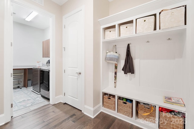 101 Cross Current Ln, Belmont, NC 28012 - mudroom featuring wood finished floors and washing machine and dryer