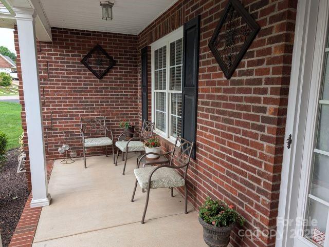 1764 Pipers Ridge Cir NW, Conover, NC 28613 - view of covered porch