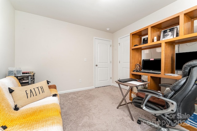 418 Winsley Dr, Salisbury, NC 28147 - carpeted office space with baseboards