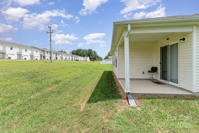 418 Winsley Dr, Salisbury, NC 28147 - view of green lawn featuring a patio area