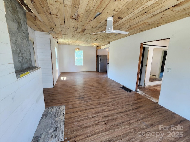 1004 S Ridge Ave, Kannapolis, NC 28083 - spare room featuring wood finished floors, a ceiling fan, and wooden ceiling