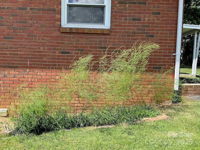 795 Monte Vista Rd, Candler, NC 28715 - exterior view of brick siding