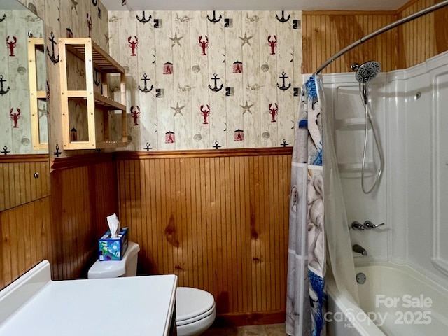 795 Monte Vista Rd, Candler, NC 28715 - bathroom featuring wallpapered walls, a wainscoted wall, shower / bath combo, vanity, and wooden walls