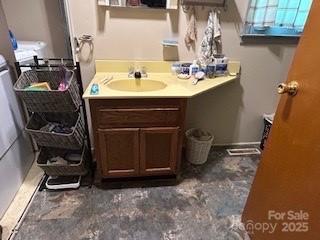 40 Robinson Holler Dr, Marion, NC 28752 - photo 18