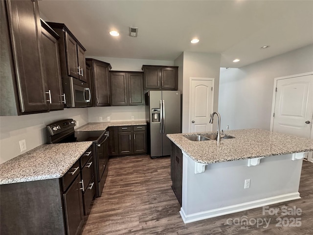 11109 Pond Valley Ct, Charlotte, NC 28269 - photo 12
