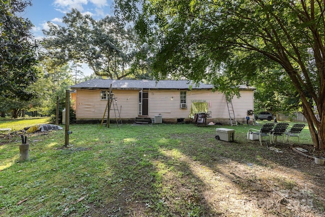 8301 Pine Oak Rd, Waxhaw, NC 28173 - rear view of house with entry steps and a lawn