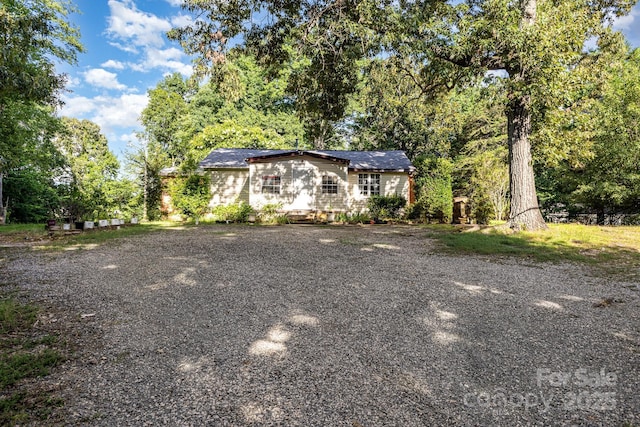 8301 Pine Oak Rd, Waxhaw, NC 28173 - view of front of property featuring driveway