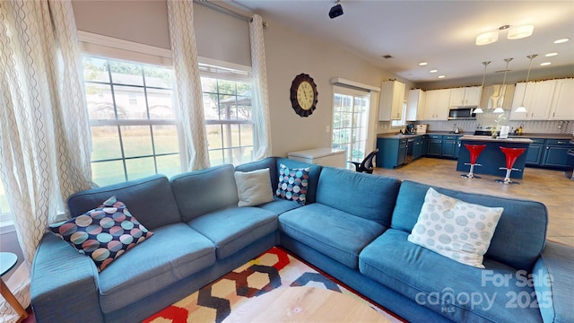 6313 Woodland Commons Dr, Charlotte, NC 28269 - photo 8