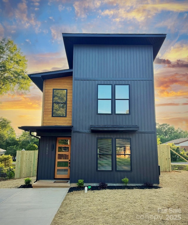 101 Bryan St, Kannapolis, NC 28083 - view of contemporary house