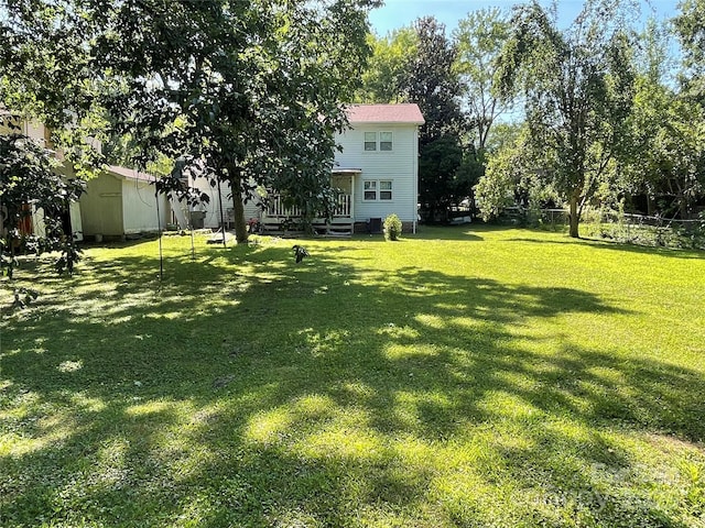 6708 Nutcracker Pl, Charlotte, NC 28212 - view of yard with a deck