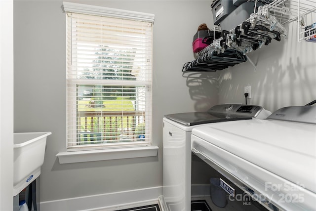 7516 Ohara St, Huntersville, NC 28078 - laundry area with washing machine and dryer