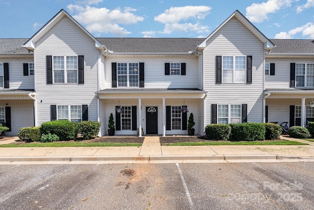 28 Ridgestone Cir, Mauldin, SC 29662 - multi unit property featuring uncovered parking
