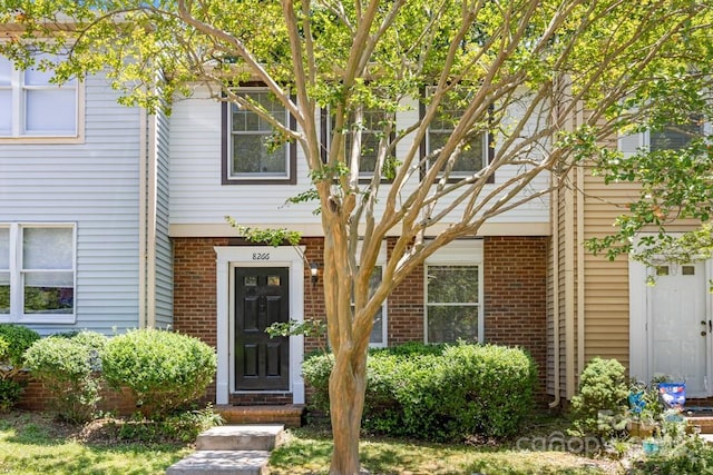 8266 Knights Bridge Rd, Charlotte, NC 28210 - photo 3