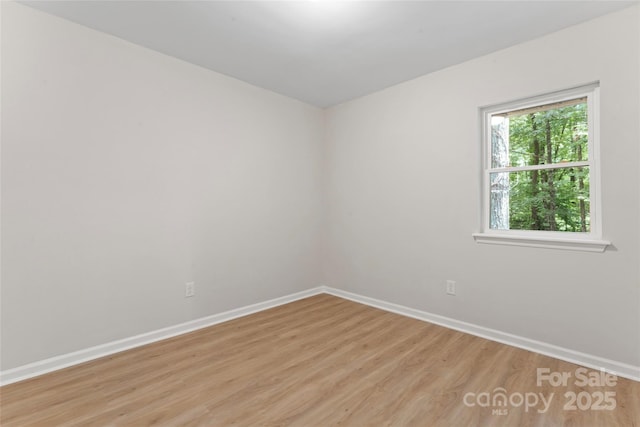 5534 Great Wagon Rd, Charlotte, NC 28215 - empty room with light wood-type flooring and baseboards