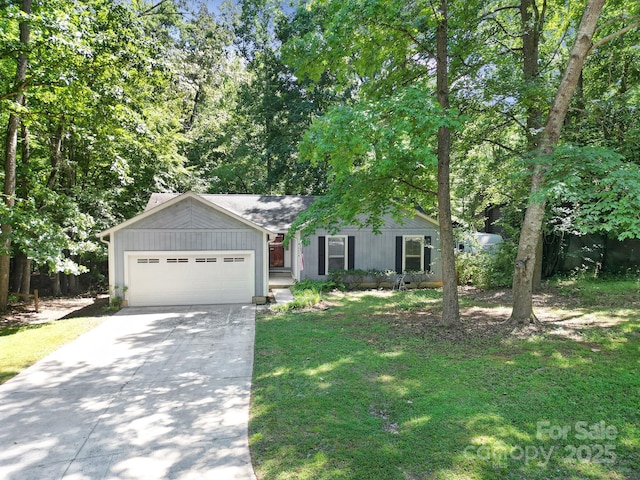8416 Rittenhouse Cir, Charlotte, NC 28270 - ranch-style home featuring a garage, driveway, and a front yard