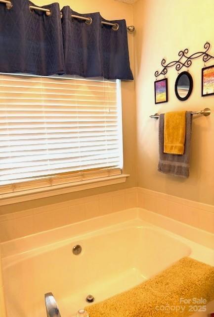 4204 Canipe Dr, Charlotte, NC 28269 - photo 10