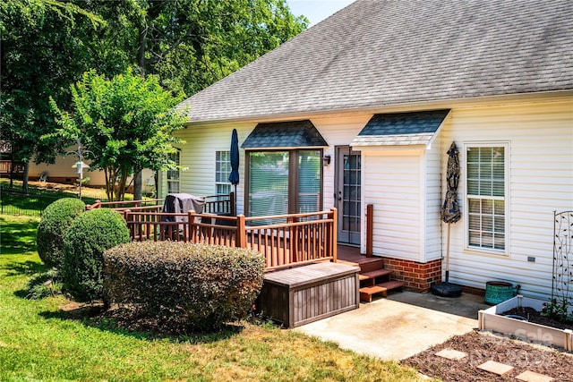 2124 Congress Ct, Kannapolis, NC 28083 - back of house with roof with shingles and a deck