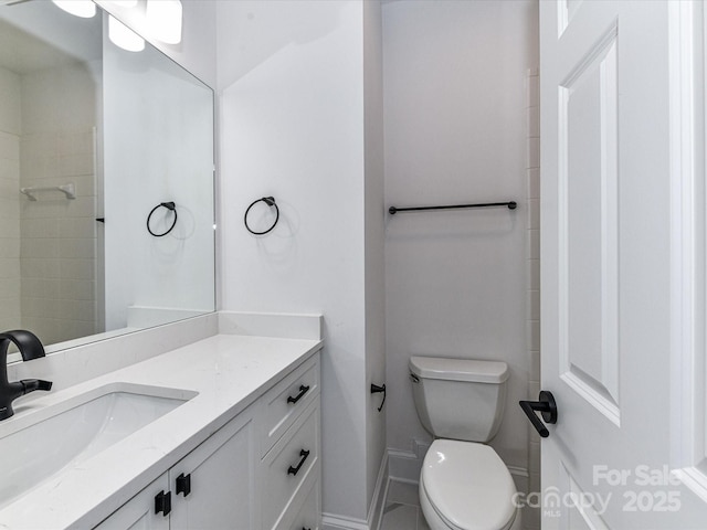 344 S Laurel Ave, Charlotte, NC 28207 - full bathroom with vanity and tiled shower