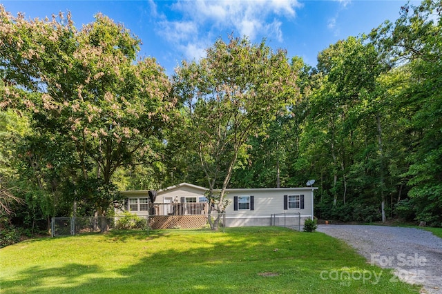 25 Mountain View Rdg, Fairview, NC 28730 - manufactured / mobile home with a view of trees