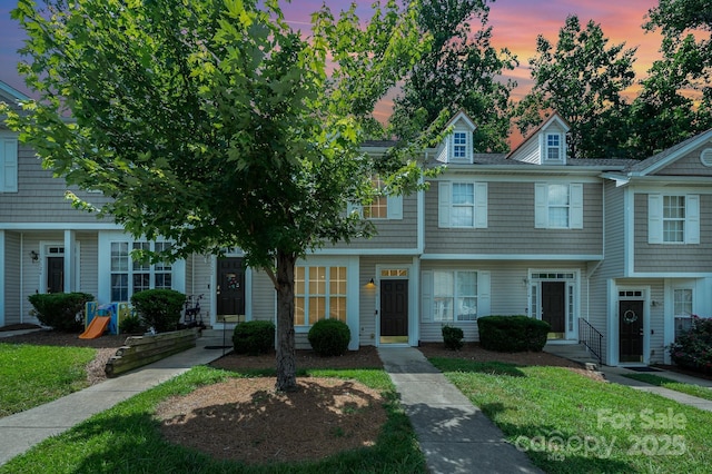 7518 Silver Arrow Dr, Charlotte, NC 28273 - view of property featuring a lawn