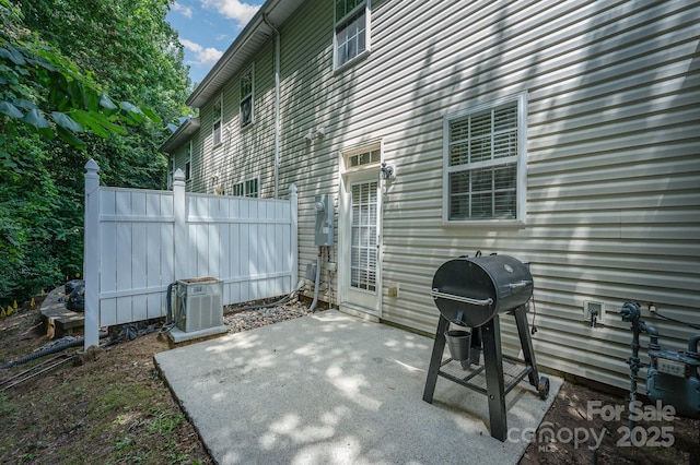 7518 Silver Arrow Dr, Charlotte, NC 28273 - view of patio / terrace with a grill