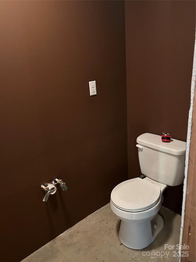 207 Wagon Ln, Rutherfordton, NC 28139 - bathroom with toilet