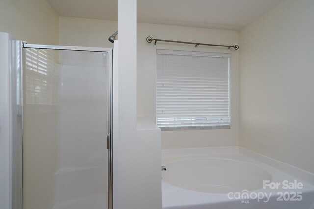 6857 Parkers Crossing Dr, Charlotte, NC 28215 - photo 22