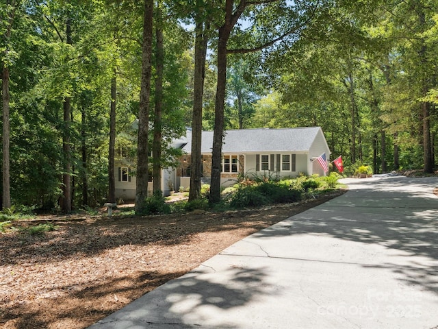 1711 Apple Tree Ln Unit 28, Fort Mill, SC 29715 - view of front facade with driveway