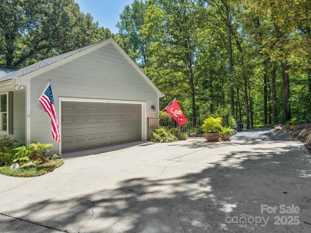 1711 Apple Tree Ln Unit 28, Fort Mill, SC 29715 - view of garage
