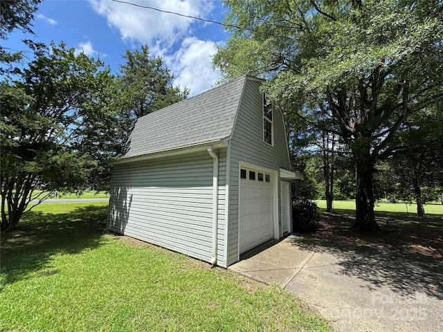 13221 Brandywine Ln, Midland, NC 28107 - garage with concrete driveway