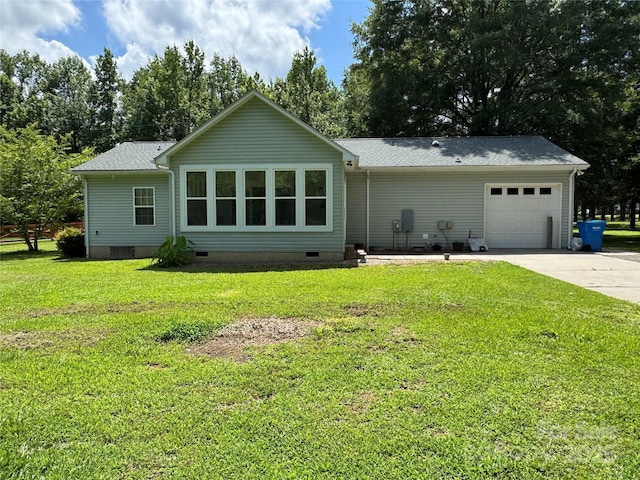 13221 Brandywine Ln, Midland, NC 28107 - view of front facade with crawl space, a garage, driveway, a front yard, and roof with shingles