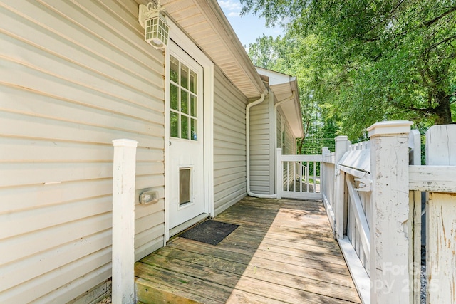 909 Lakeview St, Kannapolis, NC 28083 - wooden deck with a gate