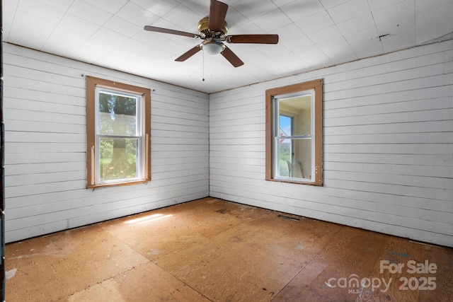 5560 Springs Rd, Conover, NC 28613 - empty room with ceiling fan