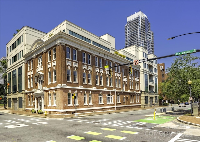 229 N Church St Unit 100, Charlotte, NC 28202 - photo 1
