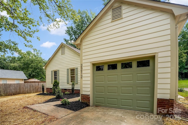 2212 Pinebrook Cir, Charlotte, NC 28208 - photo 3