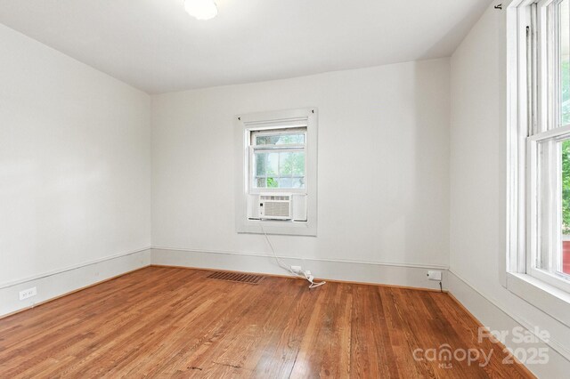 54 Downing St, Asheville, NC 28806 - photo 7