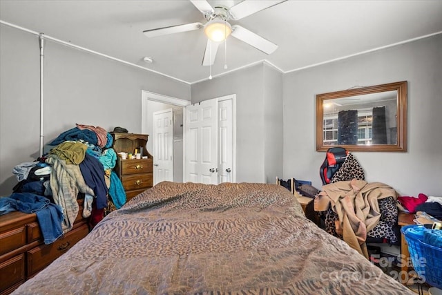 921 N Jackson St, Salisbury, NC 28144 - bedroom featuring ceiling fan and a closet