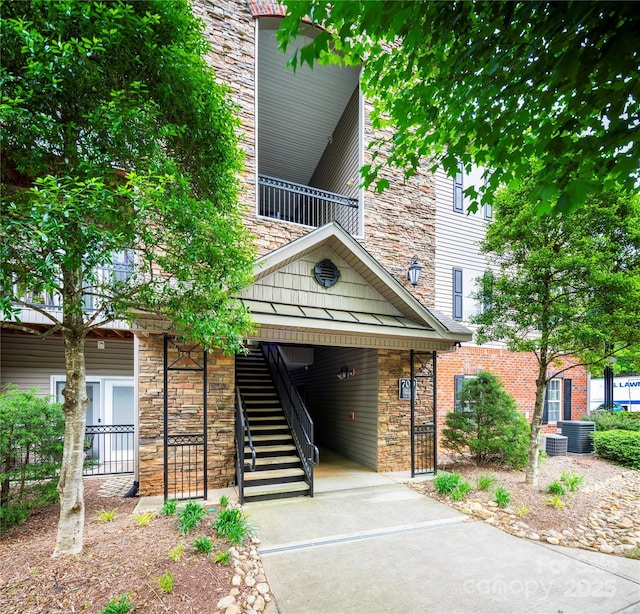 738 Appeldoorn Cir, Asheville, NC 28803 - photo 14