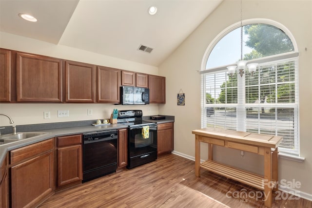 825 Rock Lake Gln, Fort Mill, SC 29715 - photo 10