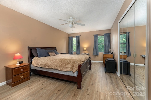 806 Abbey Cir, Asheville, NC 28805 - photo 13
