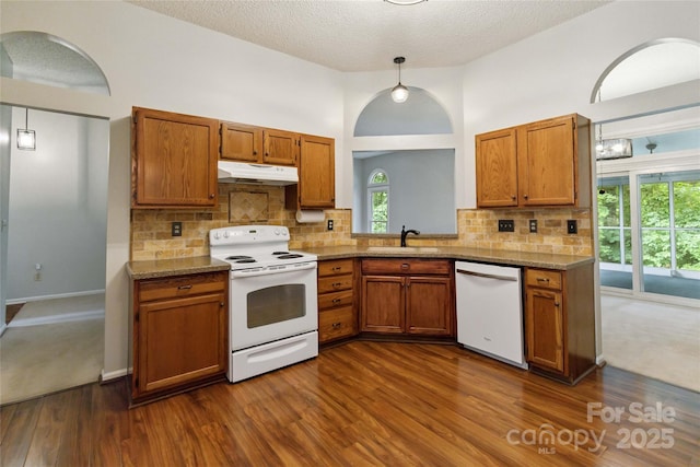 2303 Valleyview Dr, Charlotte, NC 28215 - photo 12
