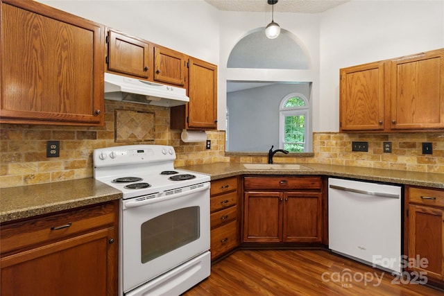 2303 Valleyview Dr, Charlotte, NC 28215 - photo 13