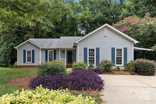 2303 Valleyview Dr, Charlotte, NC 28215 - photo 1