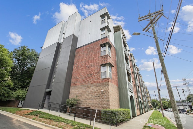 630 Calvert St Unit 410, Charlotte, NC 28208 - photo 4