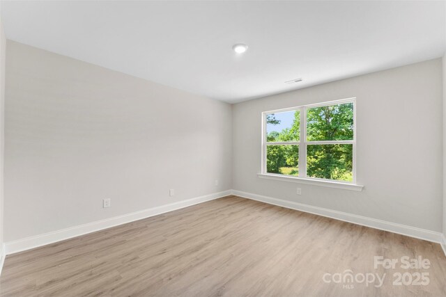 1227 Breezewood Dr, Charlotte, NC 28262 - photo 30