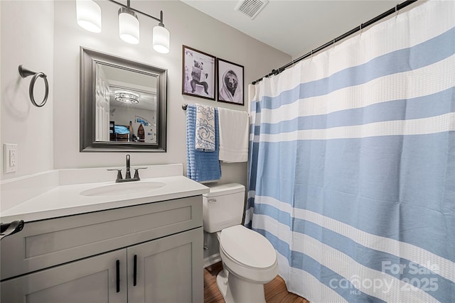 1125 Victoria Blake Ln, Belmont, NC 28012 - full bath featuring vanity, wood finished floors, and curtained shower