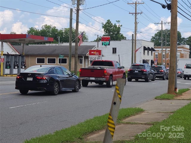 00 W 1st St, Lowell, NC 28098